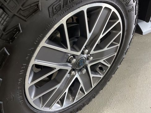 Used 2024 Jeep Wrangler High Altitude image 16