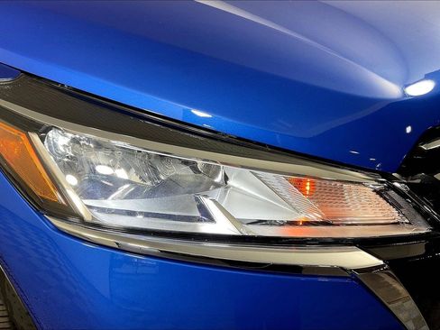 Certified 2023 Nissan Kicks SV image 30