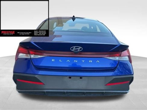 Used 2024 Hyundai Elantra SE image 6