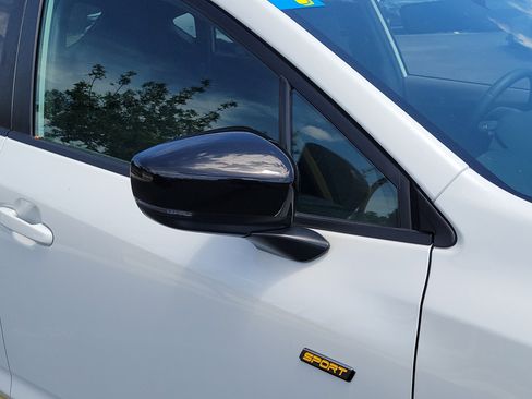 Used 2024 Subaru Crosstrek 2.5i Sport image 9