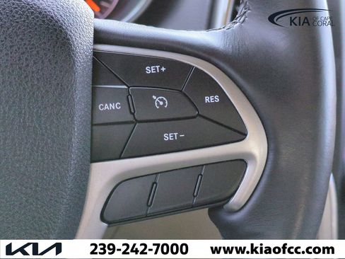 Used 2018 Jeep Grand Cherokee Limited w/ Trailer Tow Group IV image 27