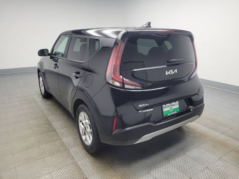 Used 2023 Kia Soul LX w/ LX Technology Package image 5