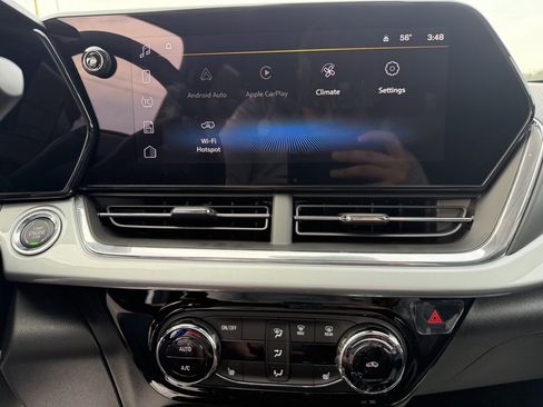 New 2026 Chevrolet Trax LT w/ Driver Confidence Package image 6