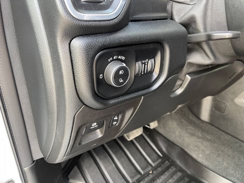 Used 2022 RAM 1500 Laramie w/ Night Edition AWD/4WD image 14
