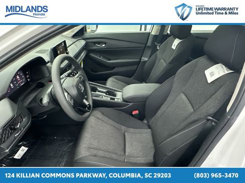 New 2025 Honda Accord SE image 9