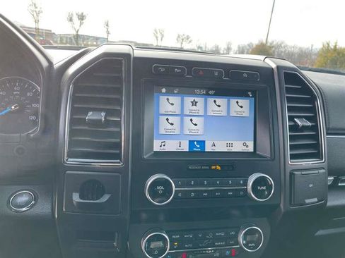 Used 2019 Ford Expedition Limited w/ Equipment Group 301A image 26
