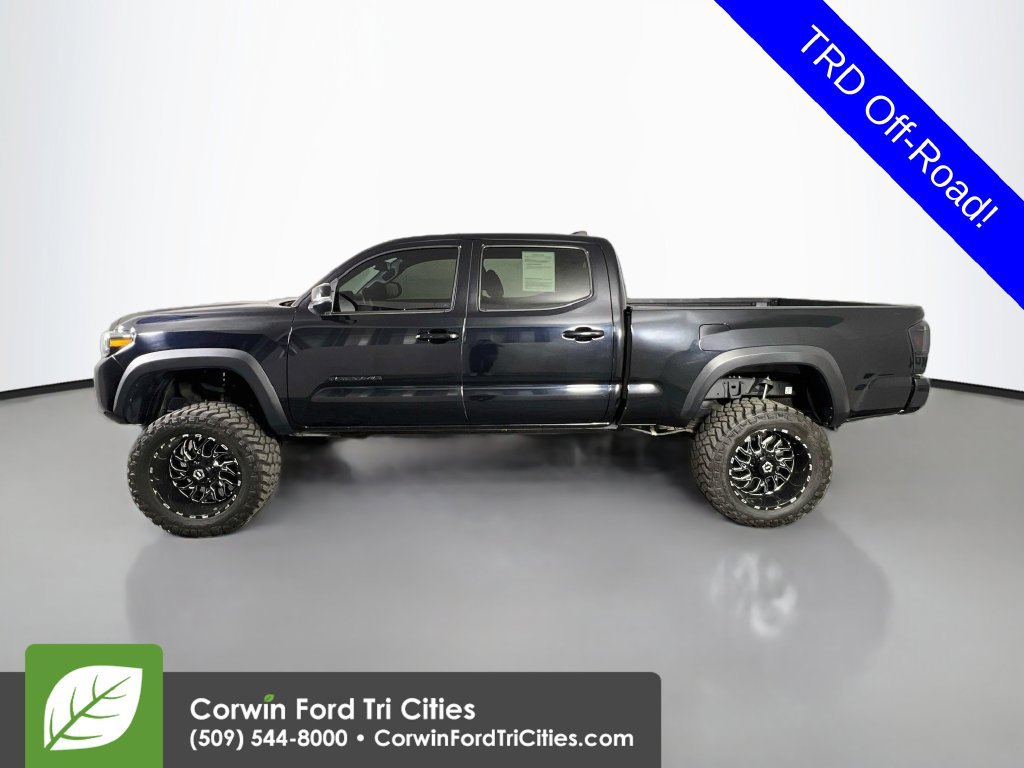 Used 2022 Toyota Tacoma TRD Off-Road w/ Technology Package AWD/4WD image 6