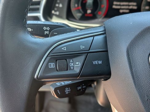 Used 2022 Audi Q8 Premium Plus w/ Premium Plus Package image 16