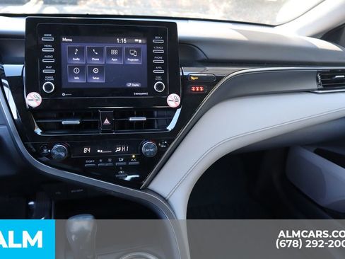 Used 2024 Toyota Camry SE FWD image 32