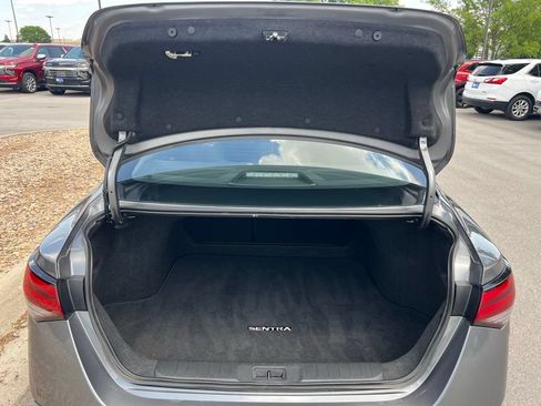 Used 2025 Nissan Sentra SV FWD image 22