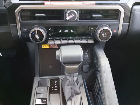 New 2026 Toyota 4Runner Limited image 18