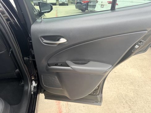 Used 2021 Lexus UX 200 w/ Premium Package FWD image 16