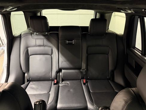 Used 2020 Land Rover Range Rover Long Wheelbase HSE image 39