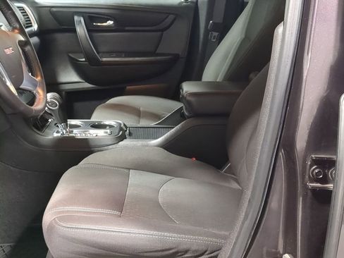 Used 2015 GMC Acadia SLE image 29