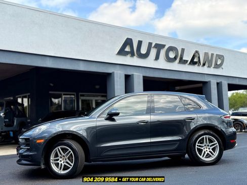 Used 2020 Porsche Macan AWD/4WD image 4