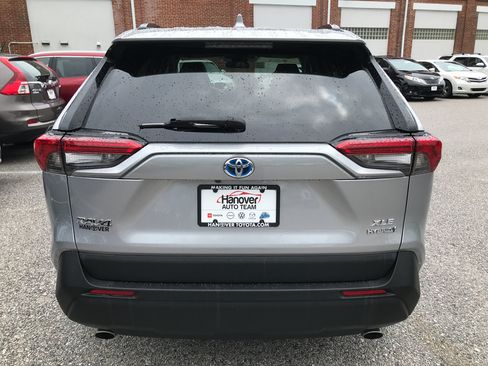 Certified 2021 Toyota RAV4 XLE AWD/4WD image 7