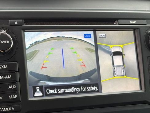 Used 2017 Nissan Titan PRO-4X w/ Pro-4x Convenience Package image 26