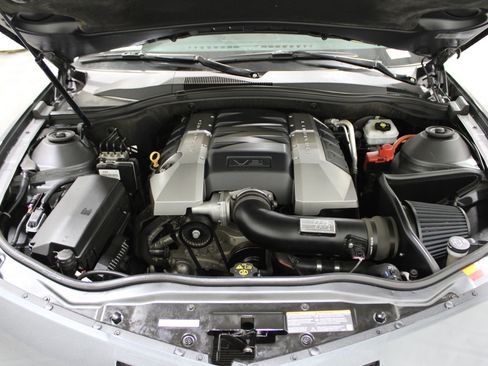 Used 2010 Chevrolet Camaro SS w/ RS Package image 40