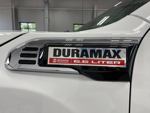 Used 2024 GMC Sierra 3500 Denali image 39