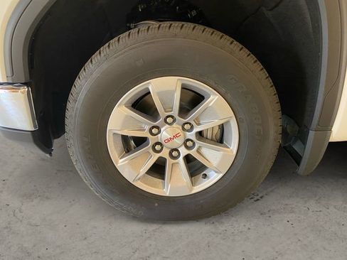 New 2026 GMC Sierra 1500 Pro w/ Trailering Package image 15