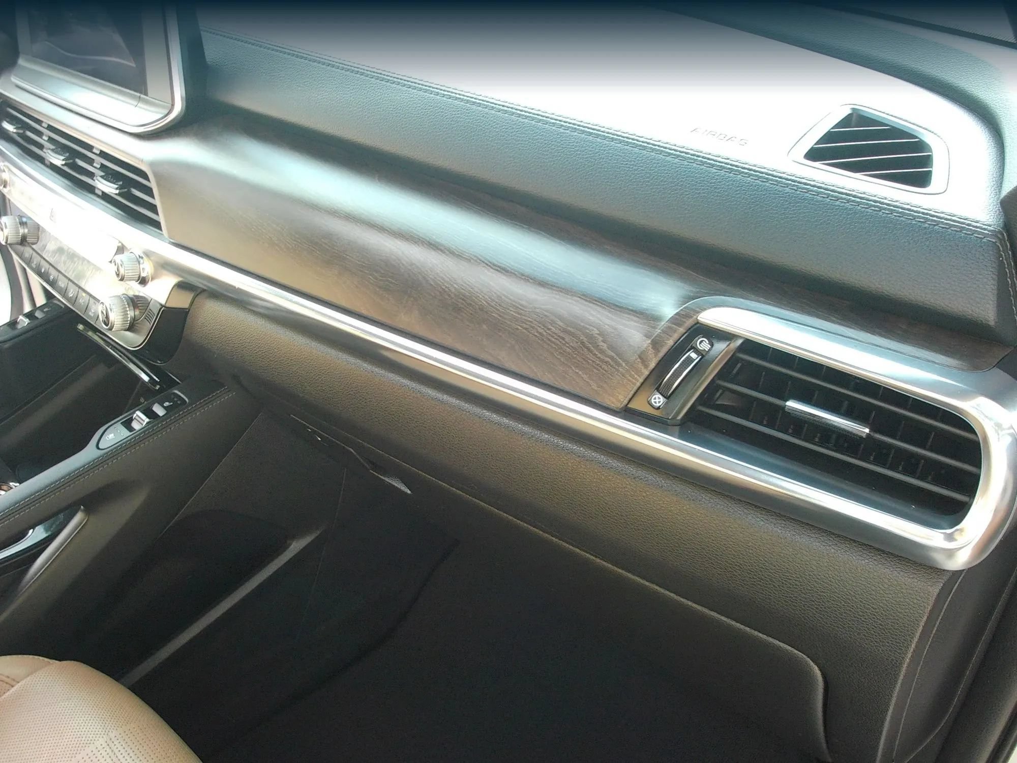 Used 2022 Kia Telluride SX w/ Towing Package FWD image 42