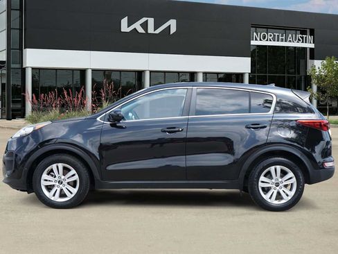 Used 2019 Kia Sportage LX FWD image 3
