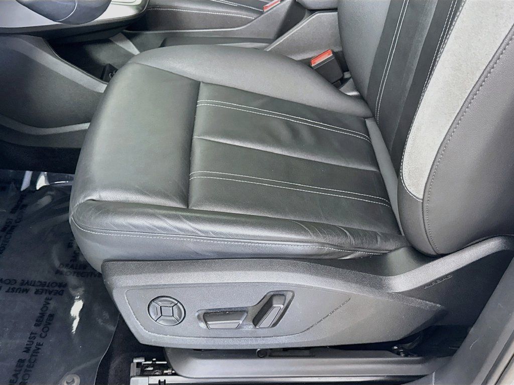 Used 2022 Audi Q4 e-tron Premium AWD/4WD image 19