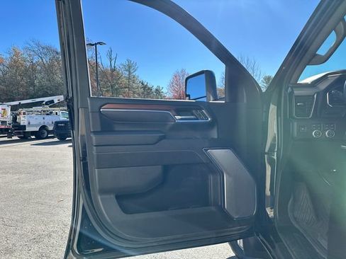 Used 2024 GMC Sierra 2500 Denali w/ Denali Reserve Package image 25