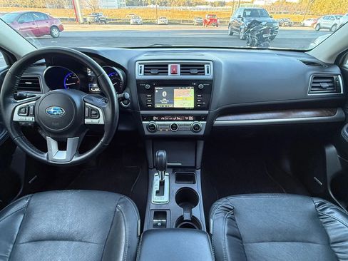 Used 2015 Subaru Outback 2.5i Limited image 3