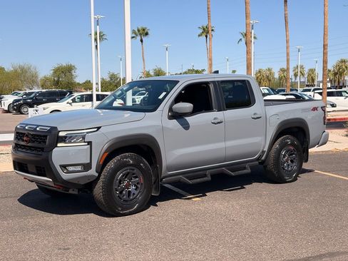Certified 2025 Nissan Frontier PRO-4X AWD/4WD image 2