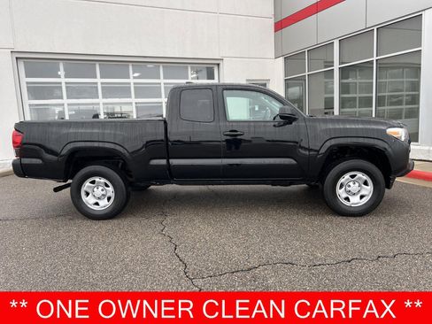 Used 2023 Toyota Tacoma SR image 15