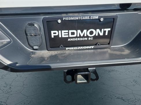 Certified 2024 Jeep Gladiator Sport image 14