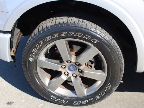 Used 2016 Ford F150 XLT w/ Equipment Group 302A Luxury image 12