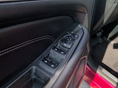 Used 2022 Ford Edge Titanium AWD/4WD image 11
