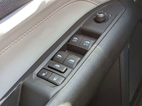 New 2026 Jeep Compass Limited image 23