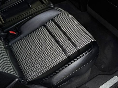 Used 2023 Porsche Cayenne Turbo S image 51