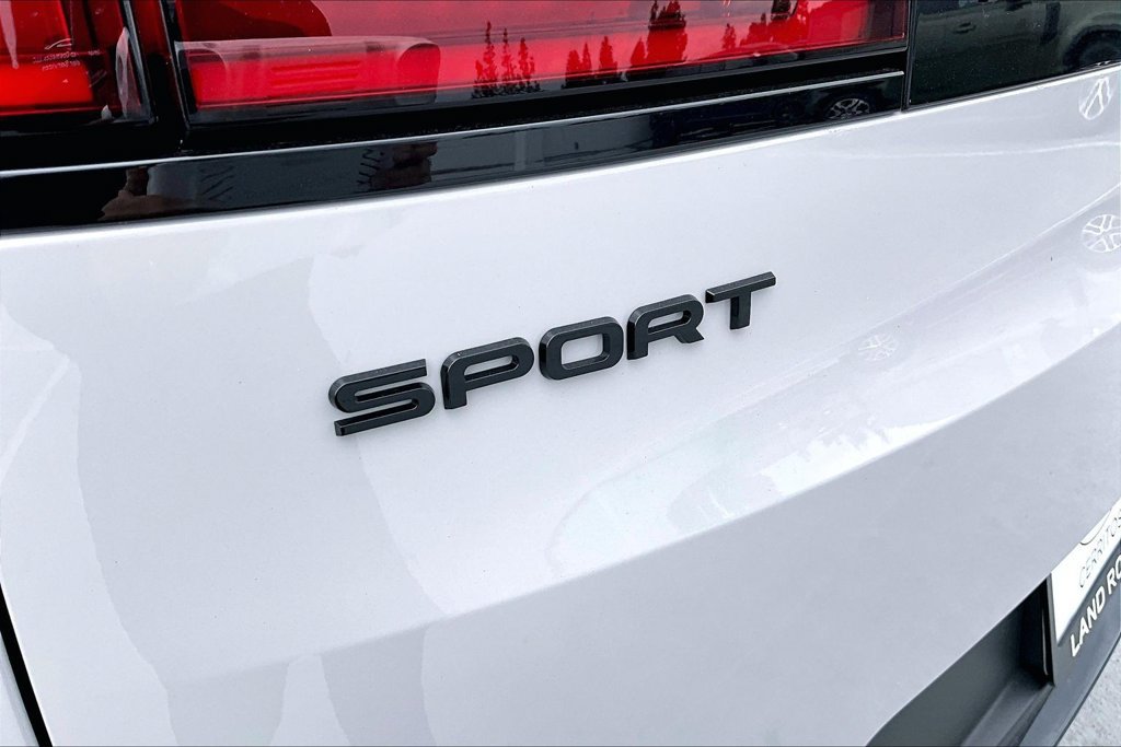 New 2026 Land Rover Range Rover Sport SE AWD/4WD image 9