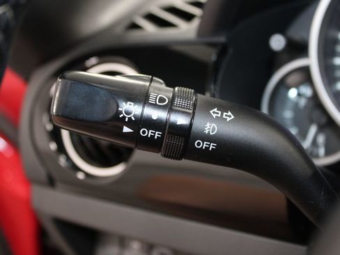 Used 2012 MAZDA MX-5 Miata Special Edition image 32