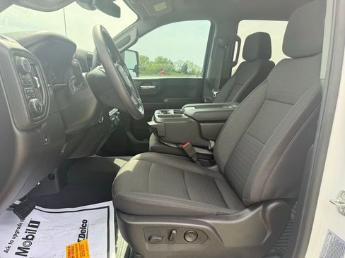 Used 2025 Chevrolet Silverado 2500 Custom w/ Custom Value Package AWD/4WD image 27