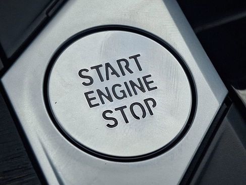 Certified 2023 BMW 330i xDrive Sedan w/ Convenience Package image 25