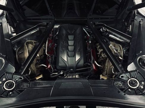 Used 2025 Chevrolet Corvette Stingray Premium Cpe w/ Z51 Performance Package image 13