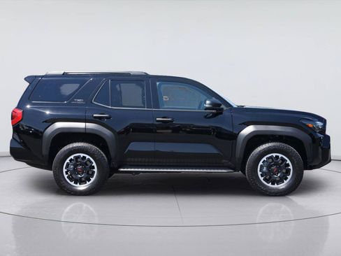 Used 2025 Toyota 4Runner TRD Off-Road AWD/4WD image 5