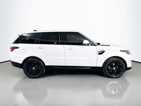Used 2018 Land Rover Range Rover Sport HSE AWD/4WD image 4