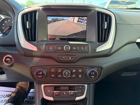 Used 2023 GMC Terrain SLE w/ Driver Convenience Package AWD/4WD image 18