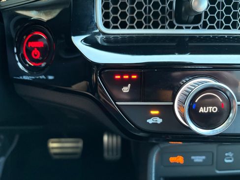 Used 2025 Honda Civic Sport image 23