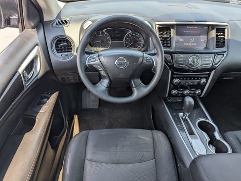 Used 2019 Nissan Pathfinder S FWD image 26