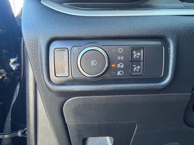 Used 2020 Ford Explorer XLT w/ Equipment Group 202A AWD/4WD image 15