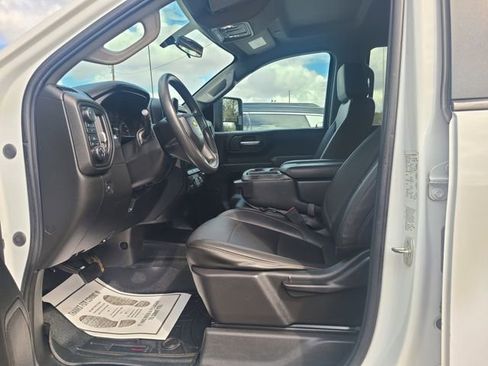 Used 2020 Chevrolet Silverado 2500 W/T w/ WT Convenience Package image 3