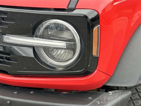 Used 2022 Ford Bronco Wildtrak image 7