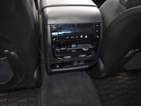 Used 2022 Jeep Grand Cherokee L Summit w/ Advanced Protech Group IV image 21